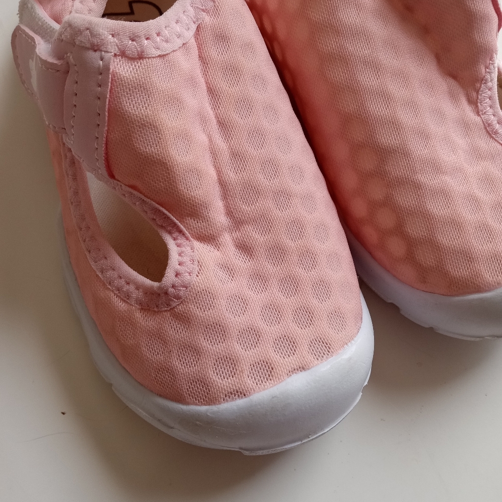 Pink Mesh Breathable Slip-on Toddler Girl Shoes Beach Pool - Picture 7 of 9